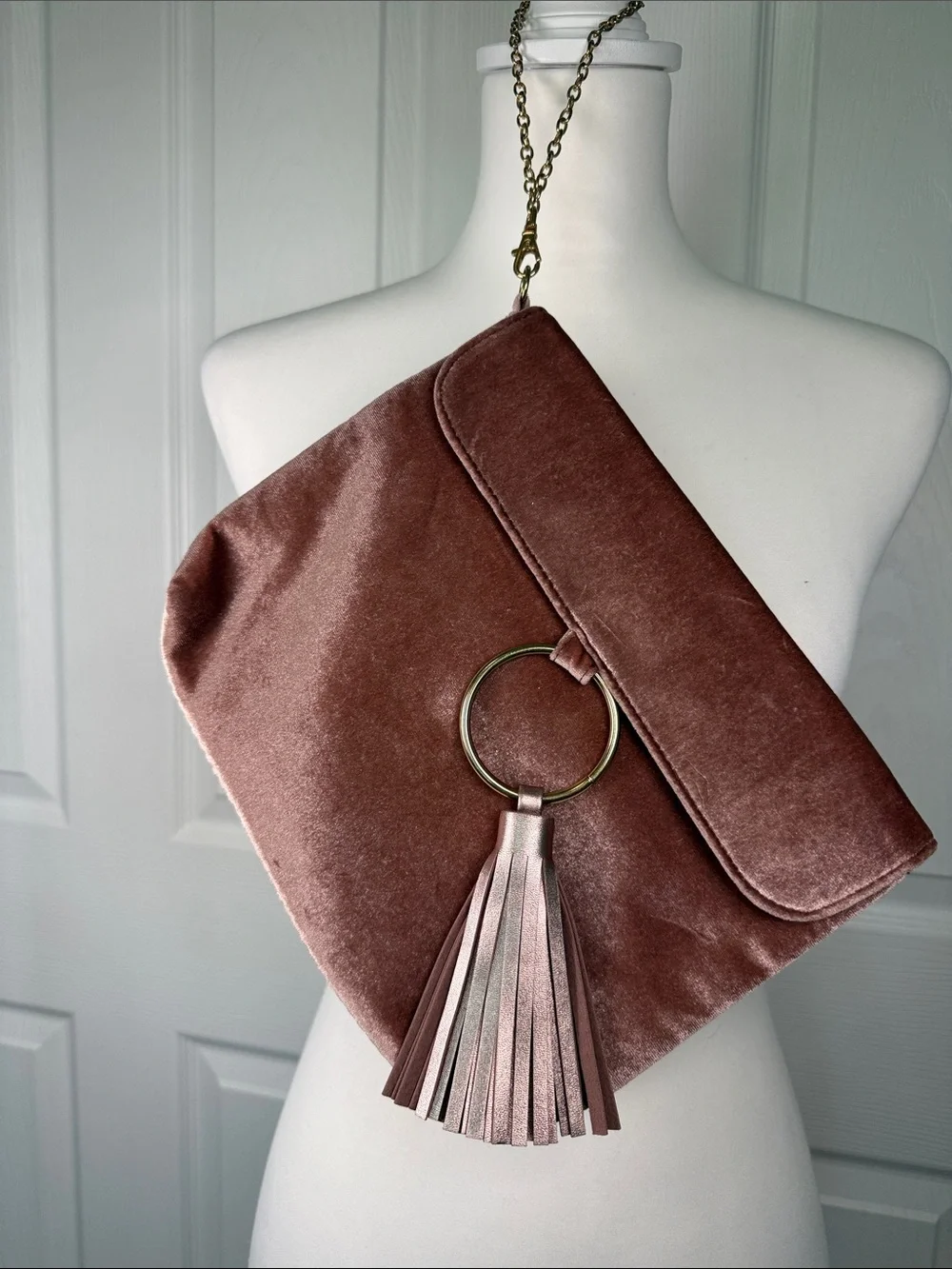 Boho Metallic Pink Clutch Purse Tassel Wristlet Festival Y2K Glam Evening Bag🌸